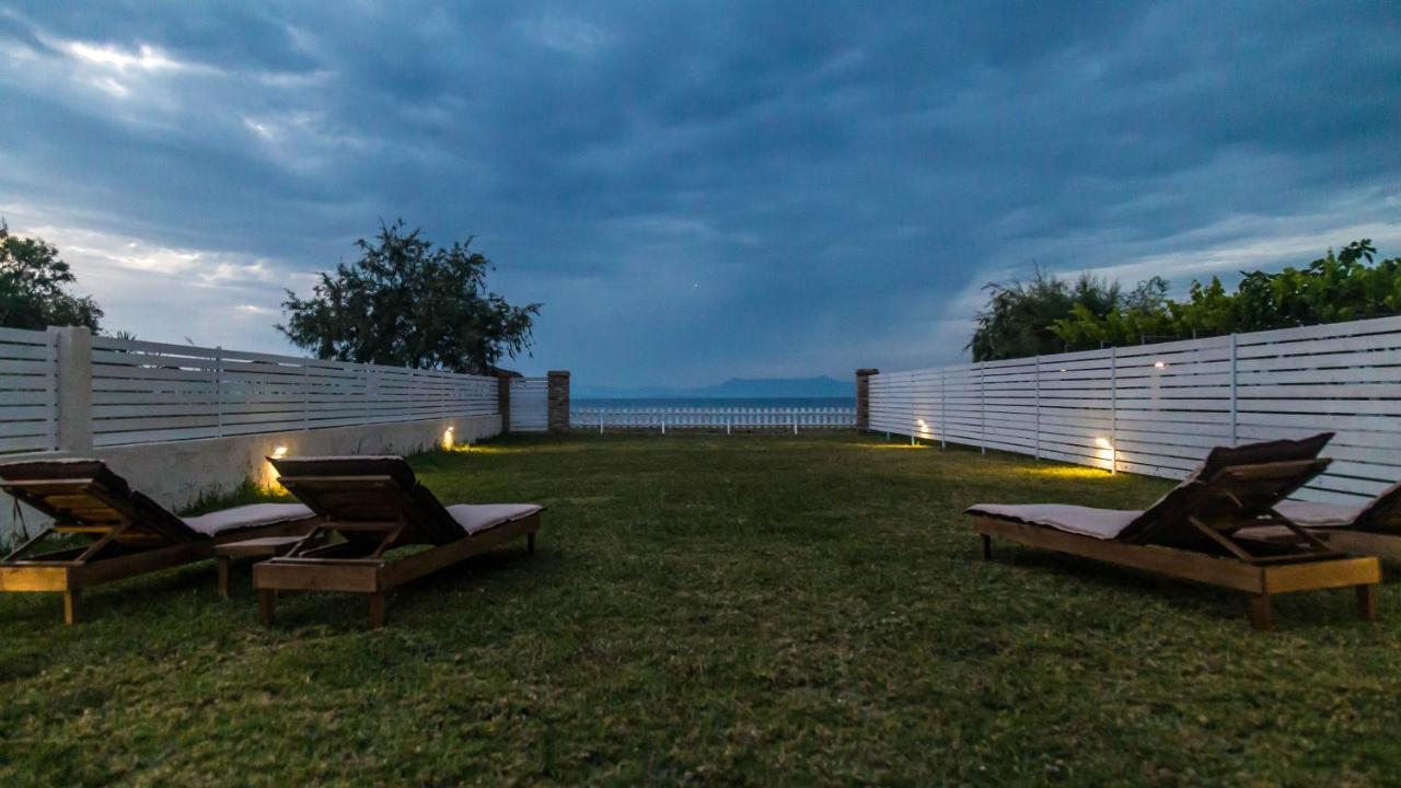 Terracotta Beach House Lefkimmi  Dış mekan fotoğraf